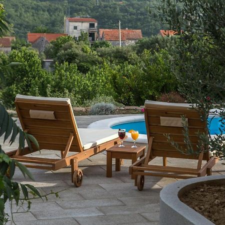 Holiday Village Home Kamenica Kostanje Ngoại thất bức ảnh