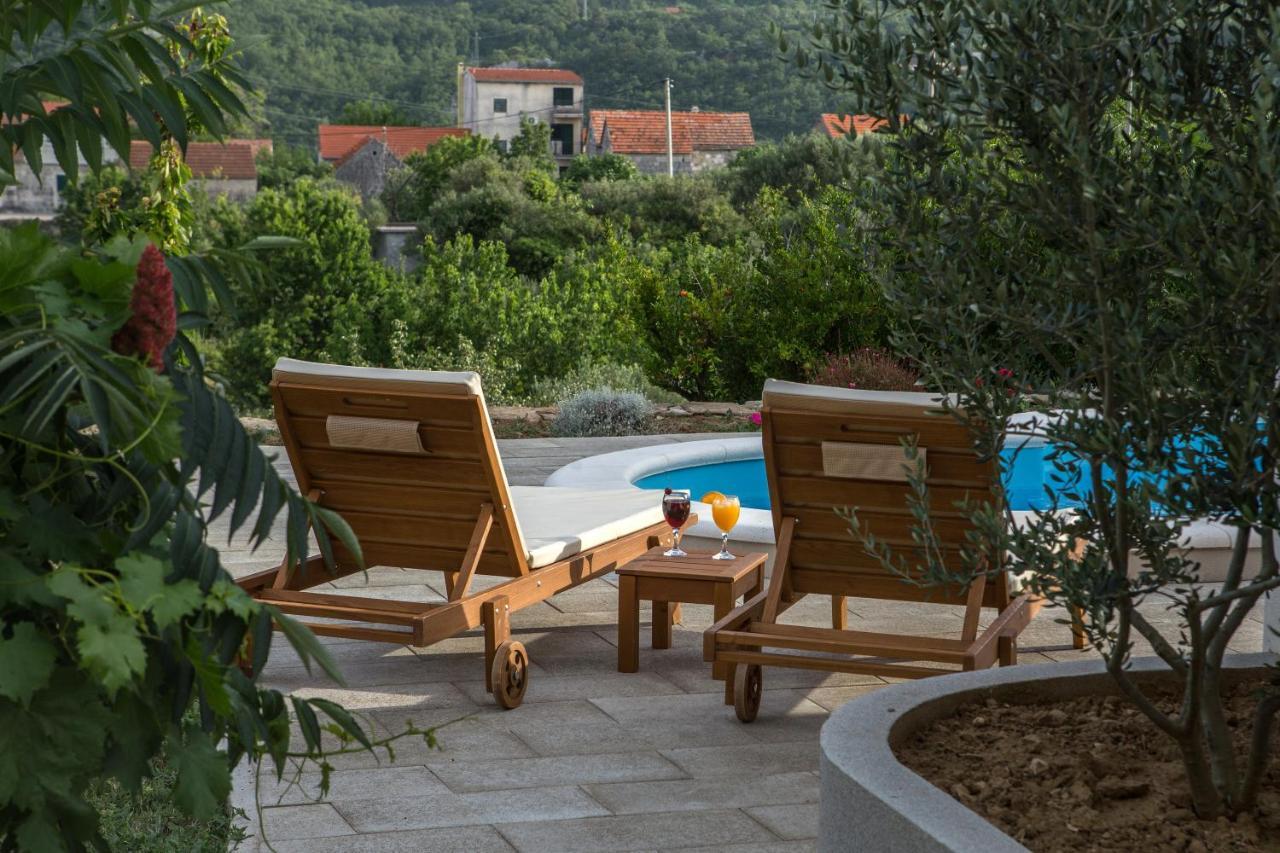 Holiday Village Home Kamenica Kostanje Ngoại thất bức ảnh